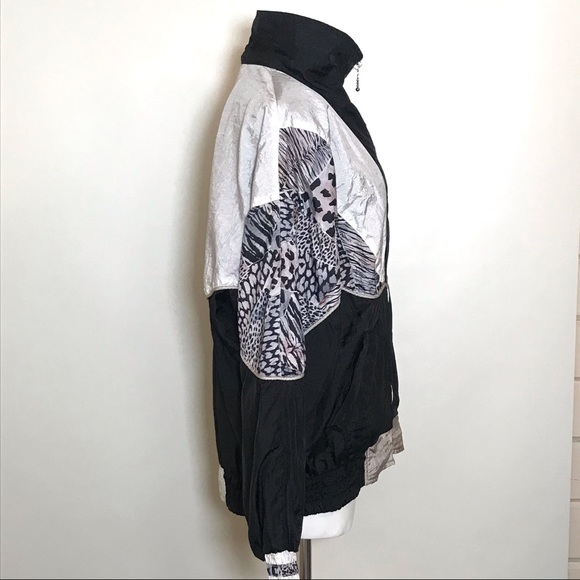 Unique Vintage Animal Print Windbreaker Jacket - Picture 5 of 8